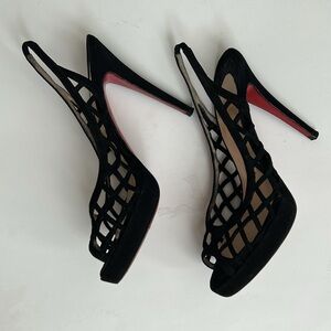 Christian Louboutin Black Heels with Sophisticated Design Sz 8